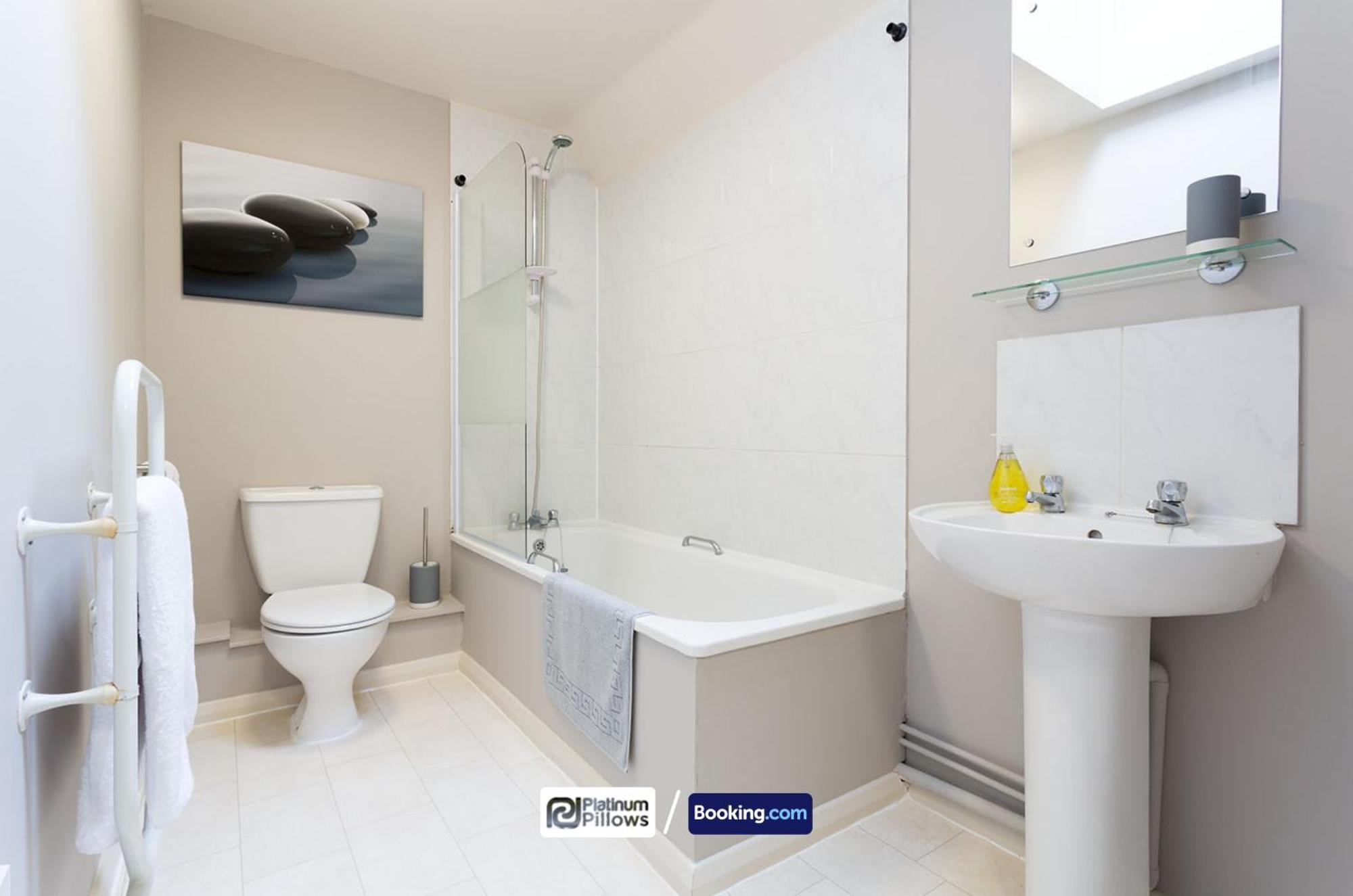 Modern Oxford 2 Bedroom Apartments, Families & Contractor Accommodation, Weekly & Monthly Stays Zewnętrze zdjęcie